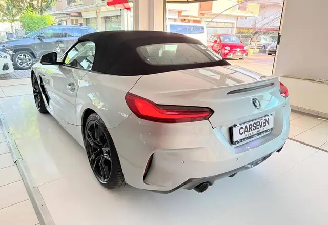 BMW Z4 view 7