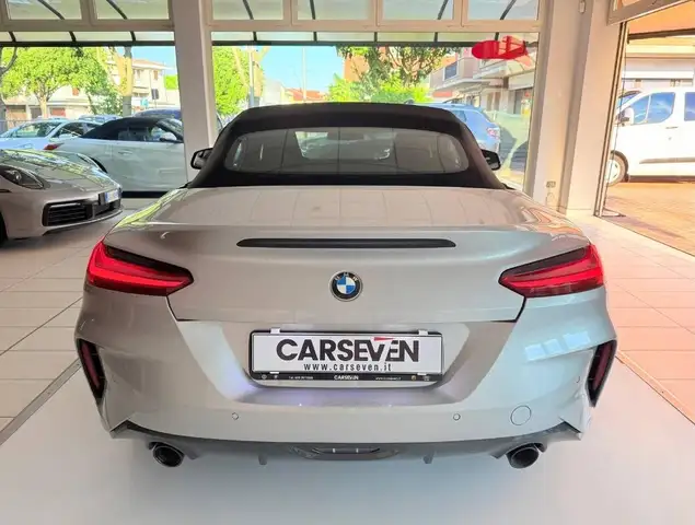 BMW Z4 view 6