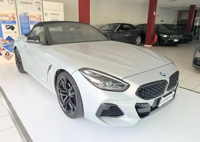 BMW Z4 view 3