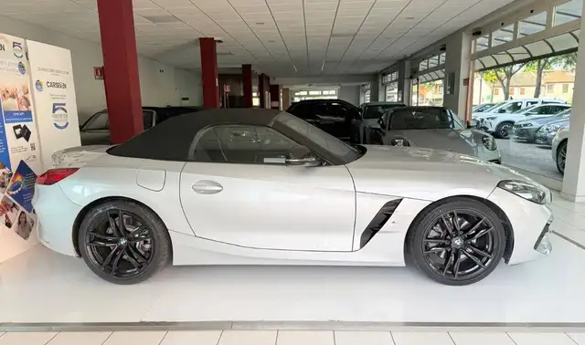 BMW Z4 view 4