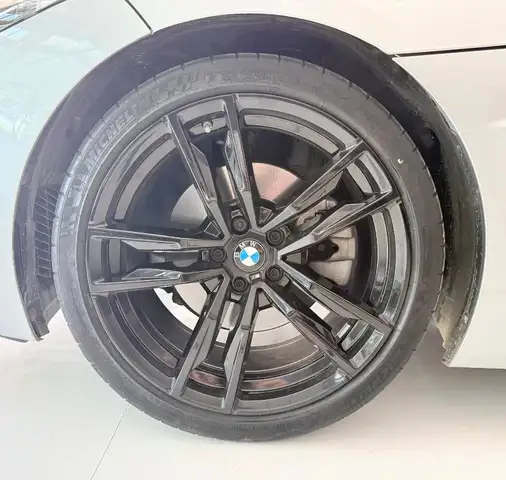 BMW Z4 view 9