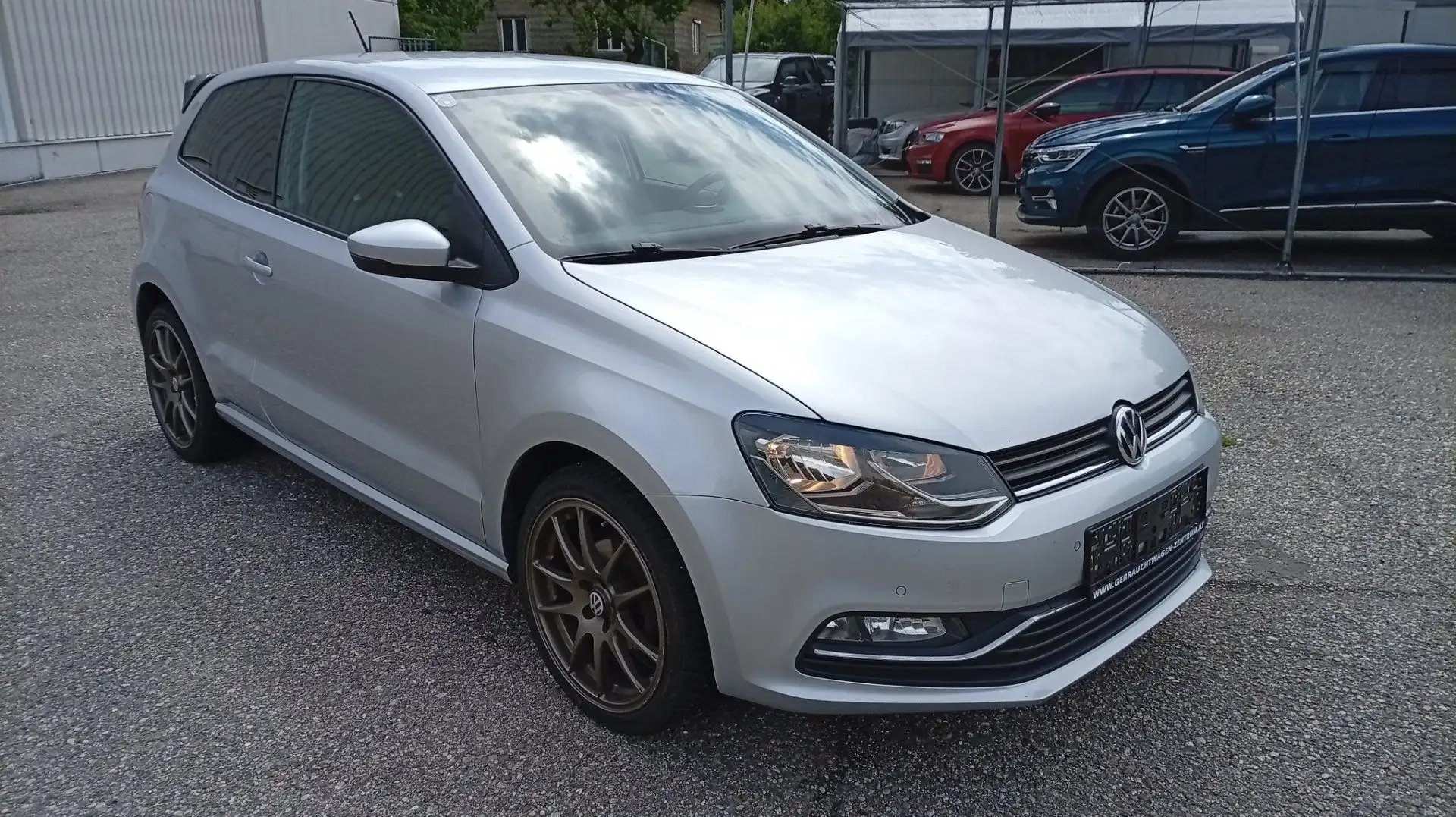 Volkswagen Polo 90Ps TDI Grau - 2