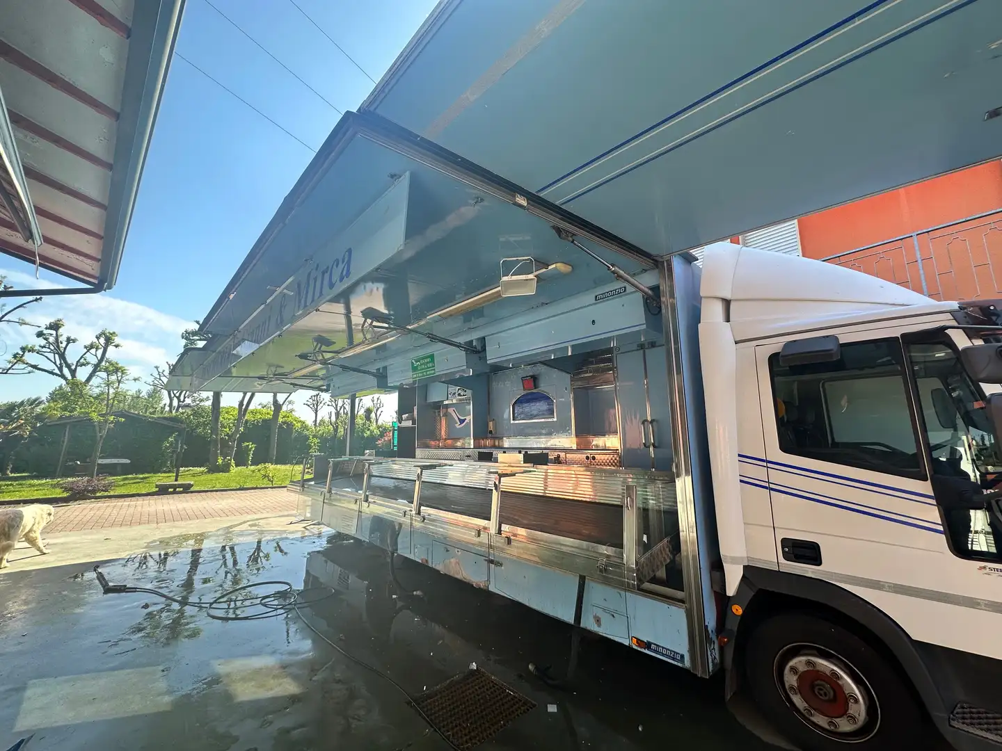 Iveco Automarket - 1