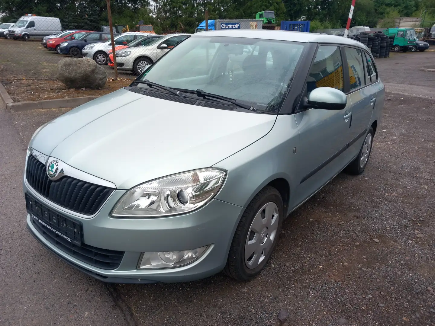 Skoda Fabia 1.2 TSI Combi Ambiente Klimatic Verde - 1