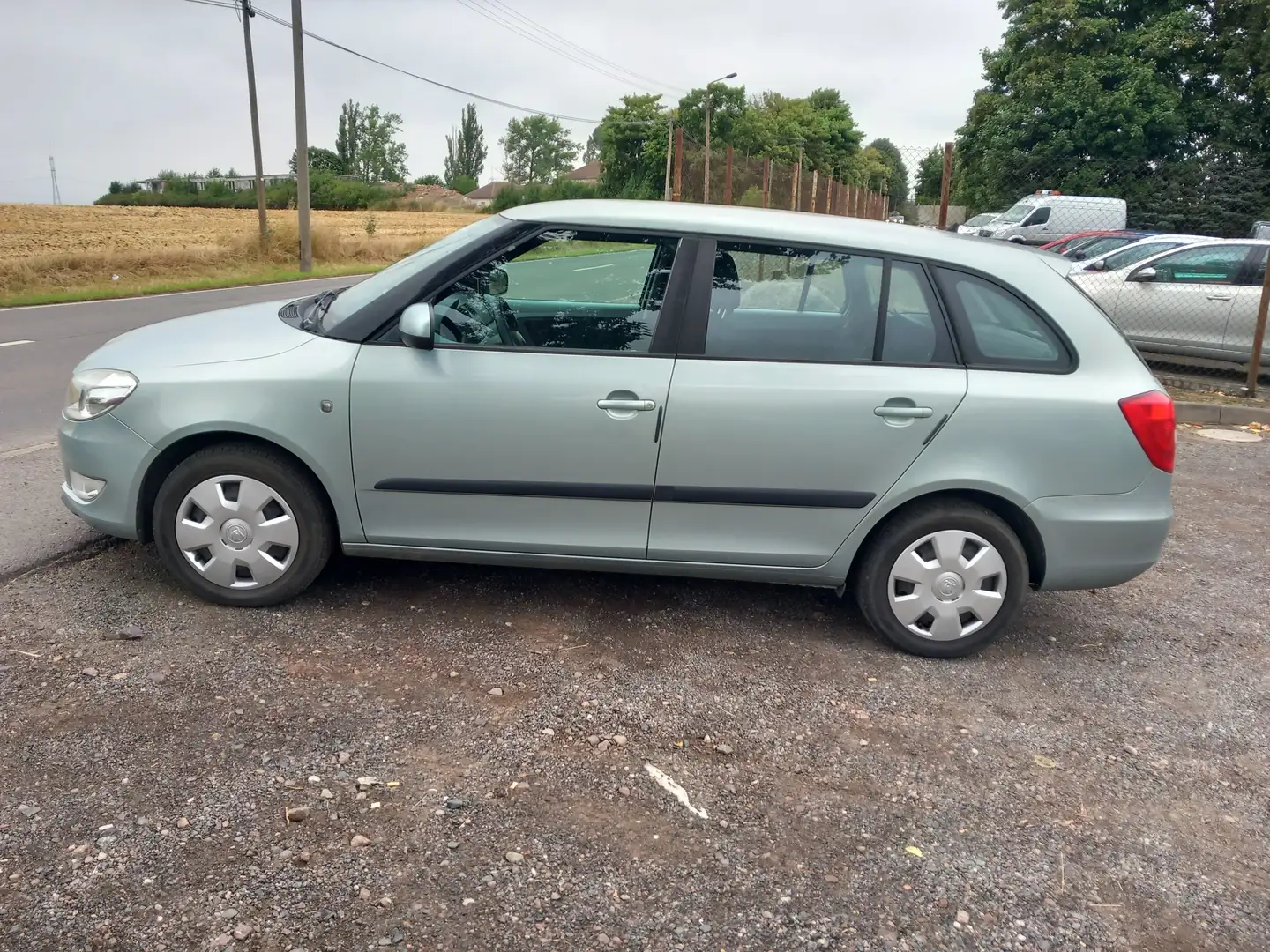 Skoda Fabia 1.2 TSI Combi Ambiente Klimatic Verde - 2
