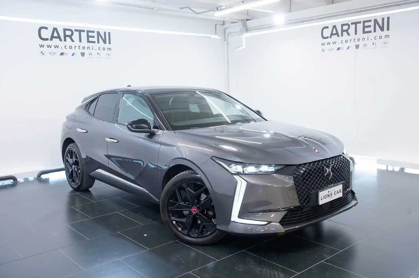 DS Automobiles Sonstige 4 BlueHDi 130 aut. Performance Line Grau - 2