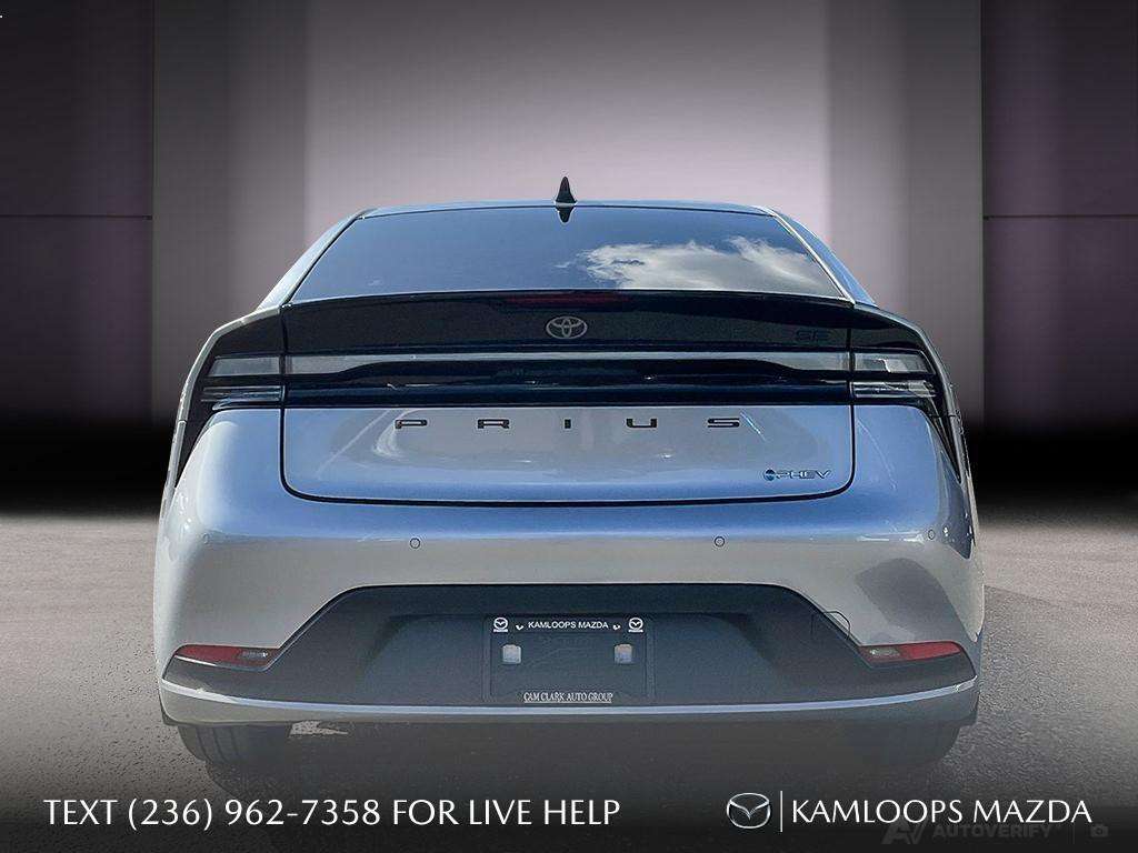 2026 Toyota Prius No accidents | One owner | Plug in Hybrid | 8inch — снимка 1