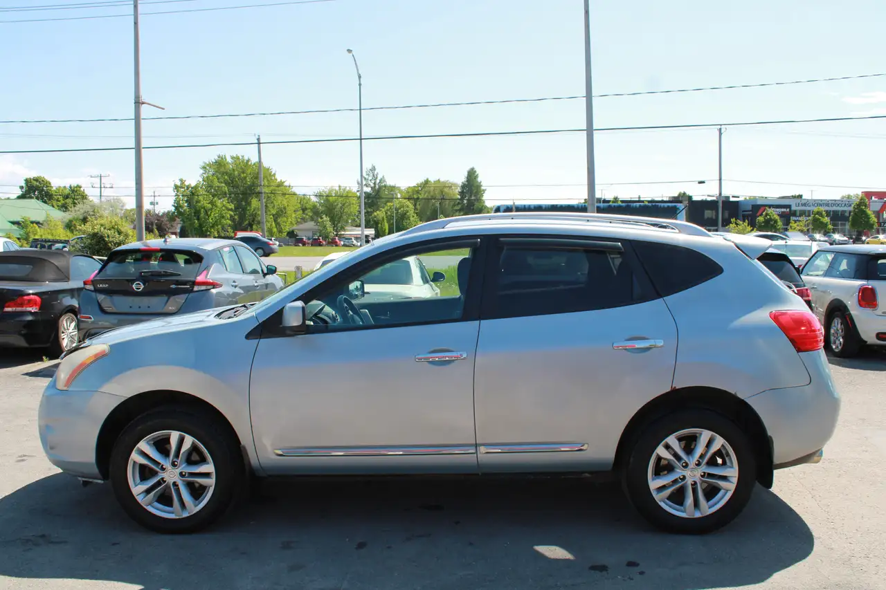 Nissan Rogue снимка Nissan Rogue