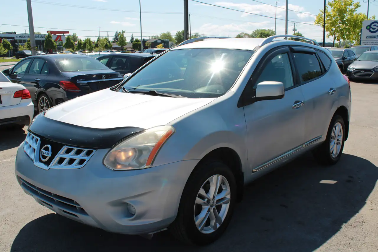 Nissan Rogue снимка Nissan Rogue