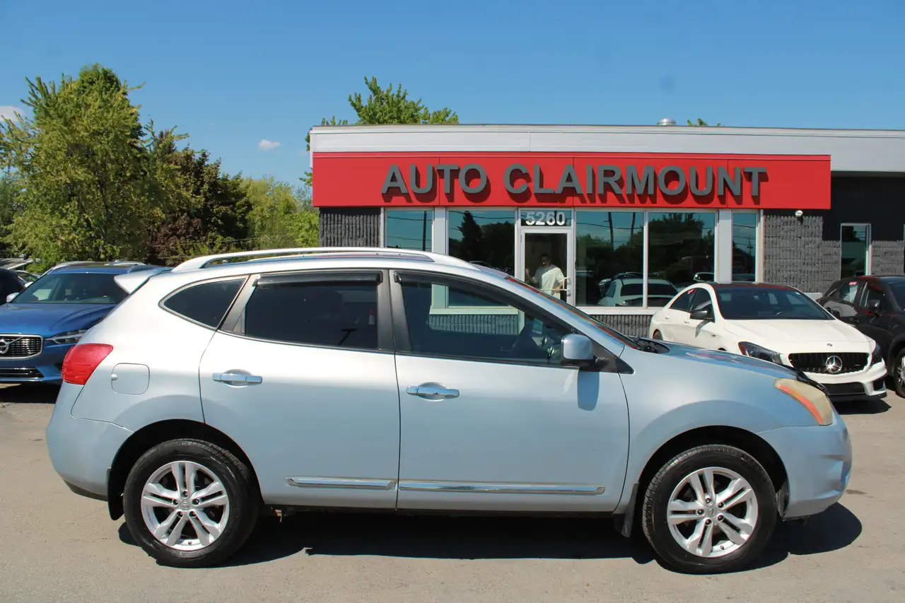 Nissan Rogue снимка Nissan Rogue