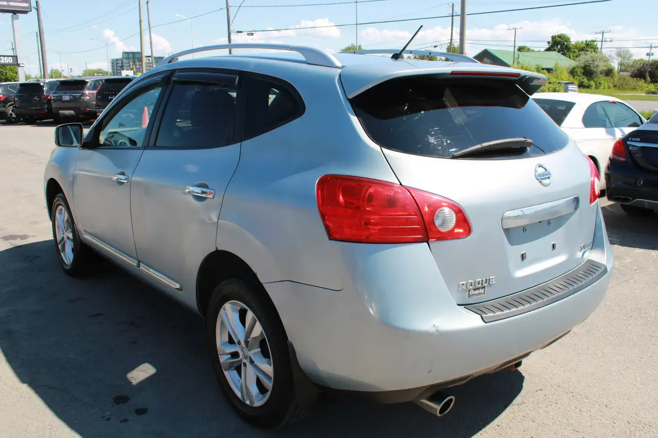 Nissan Rogue снимка Nissan Rogue