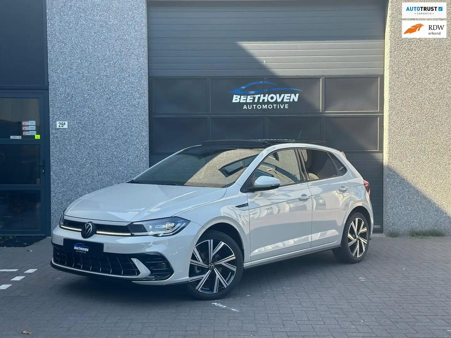 Volkswagen Polo 1.0 TSI R-Line Edition Grijs - 1