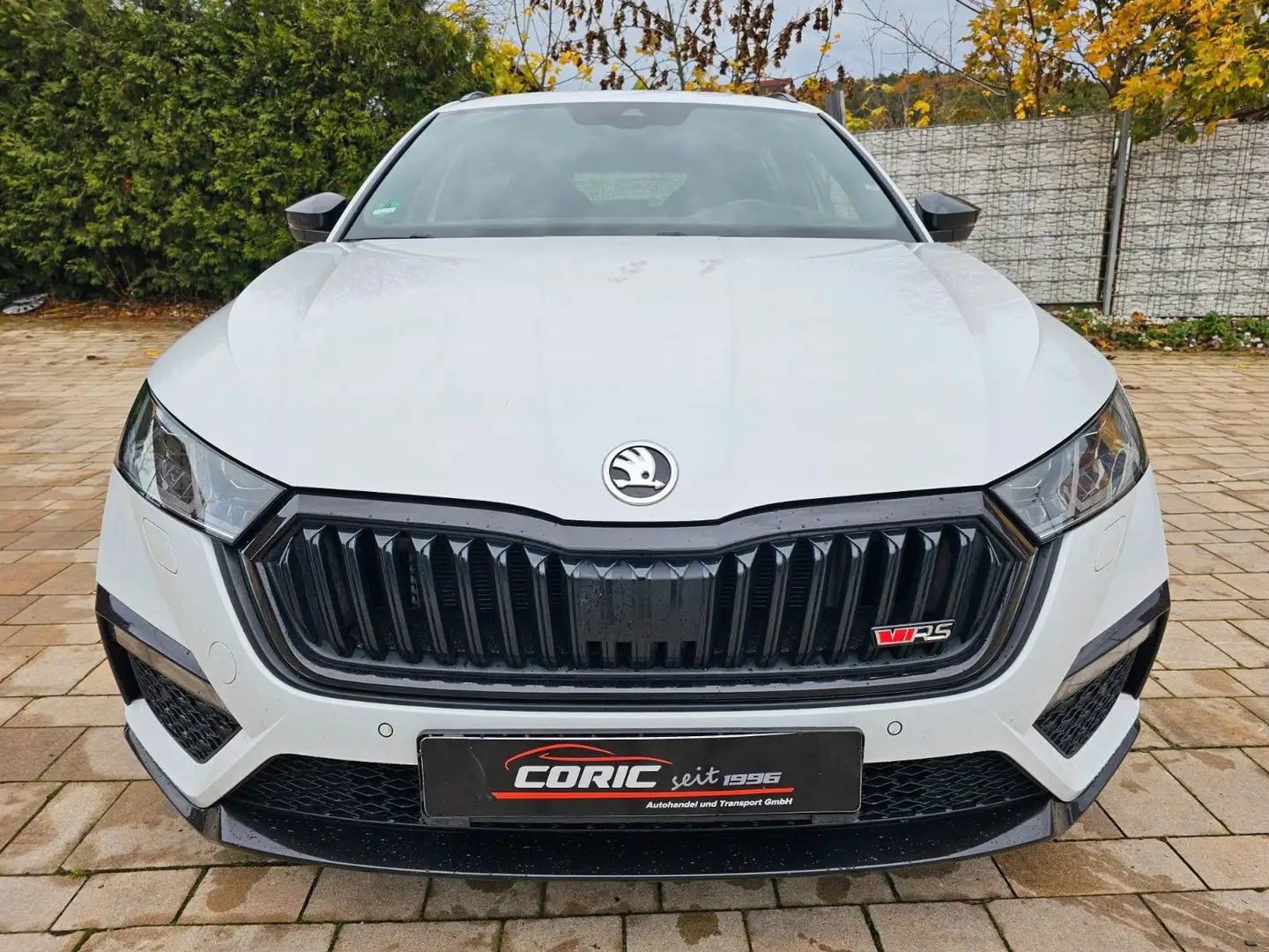 Skoda Octavia Combi RS Weiß - 1
