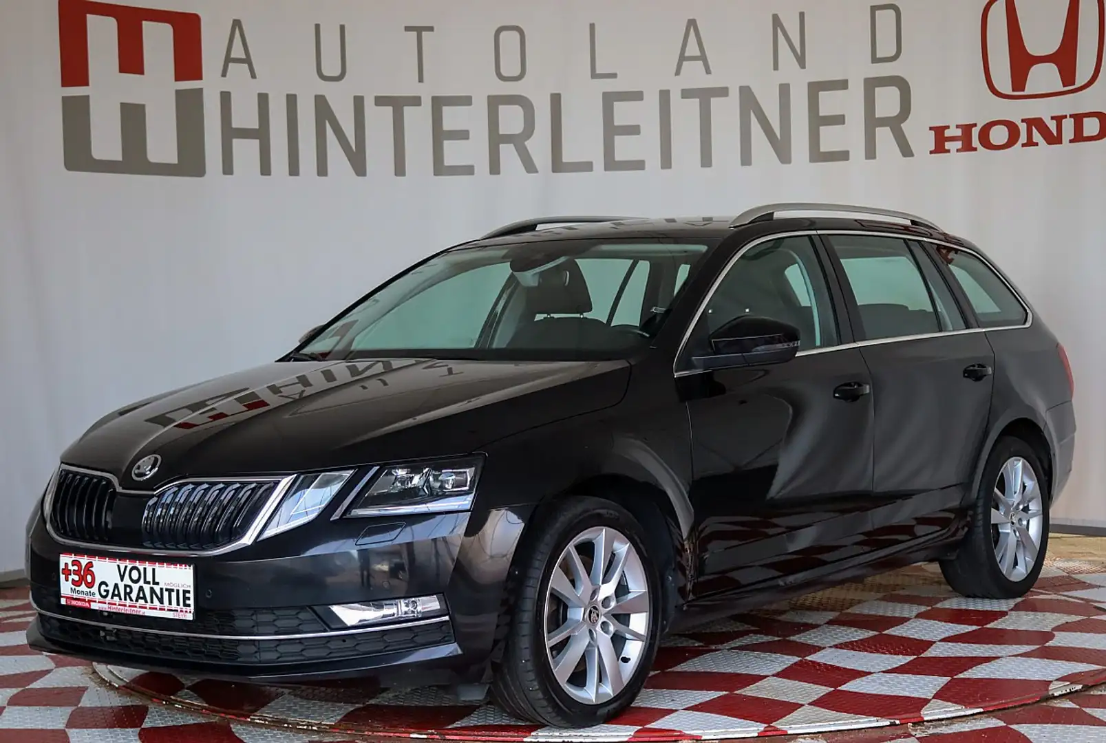 Skoda Octavia 2,0 TDI Style Limited 4x4 LED NAVI KAMERA AHV W... Schwarz - 1