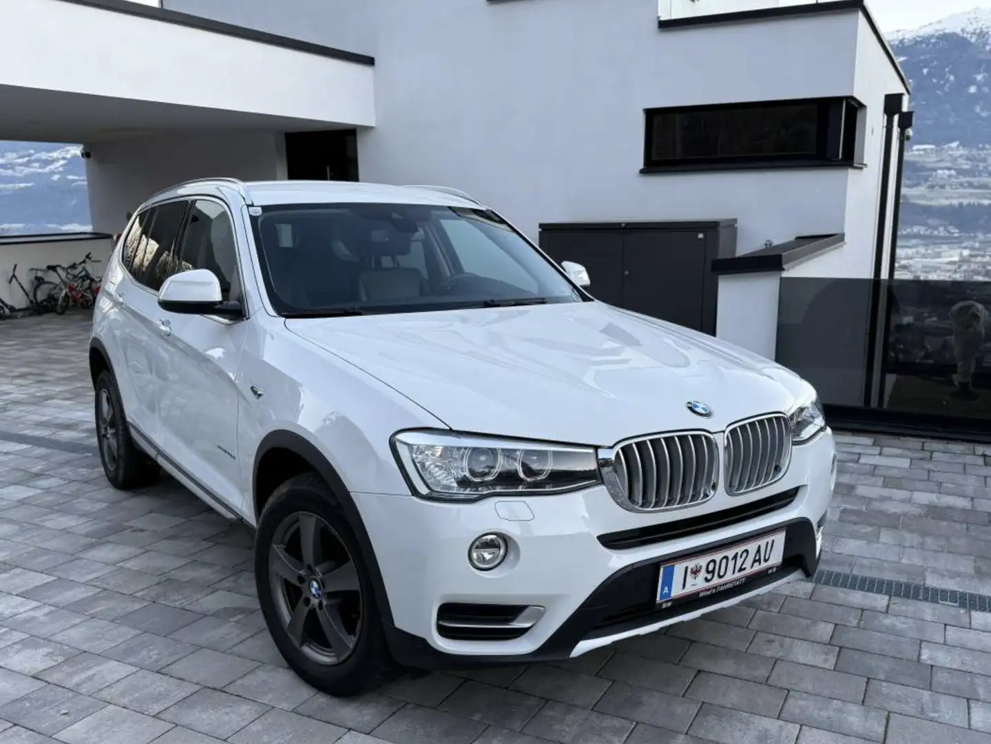 BMW X3 X3 xDrive 20d xLine Aut. xLine Weiß - 1