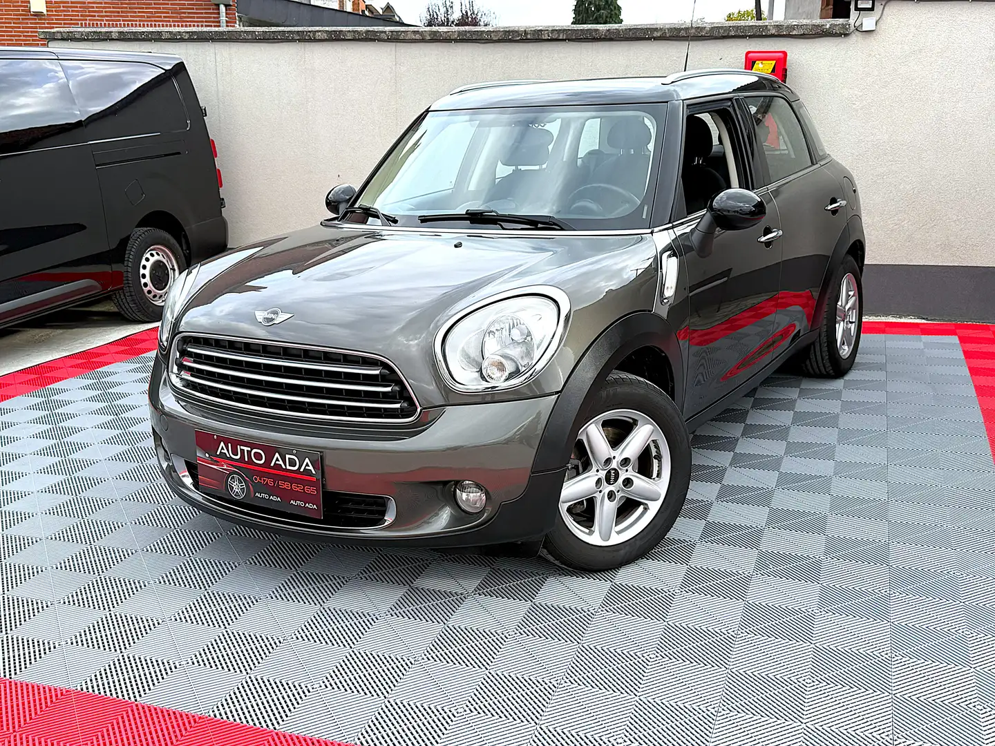 MINI Cooper Countryman 1.6i--AIRCO--GARANTIE 12 MOIS-- Gris - 2