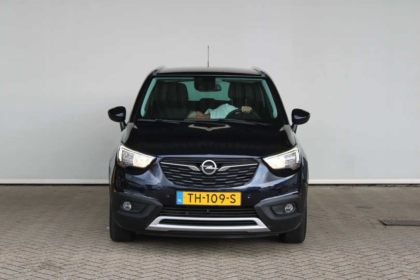 Opel Crossland X 1.2 Turbo Innovation | Achteruitrijcamera | Airco Blauw - 2