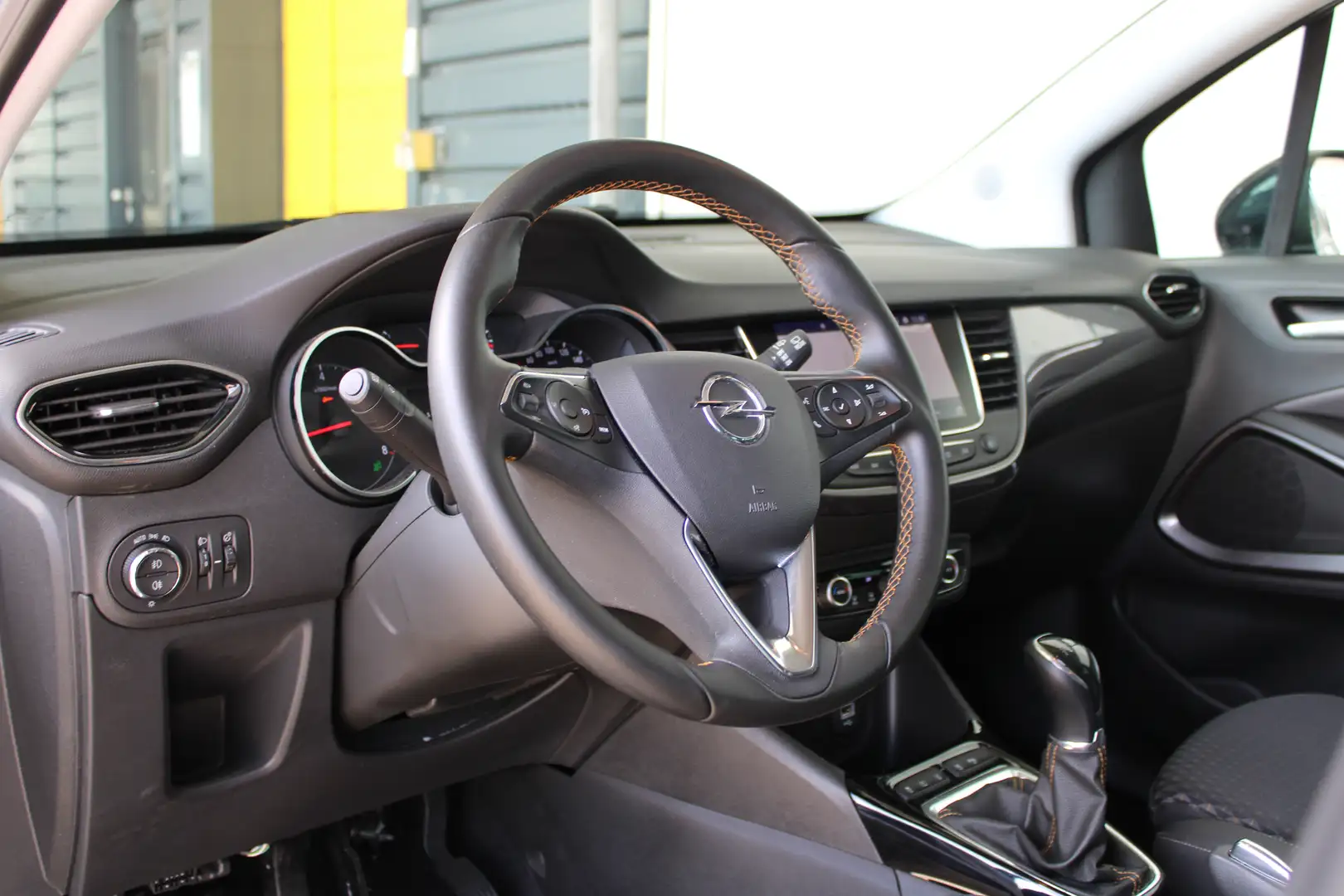 Opel Crossland X 1.2 Turbo Innovation | Achteruitrijcamera | Airco Blauw - 2