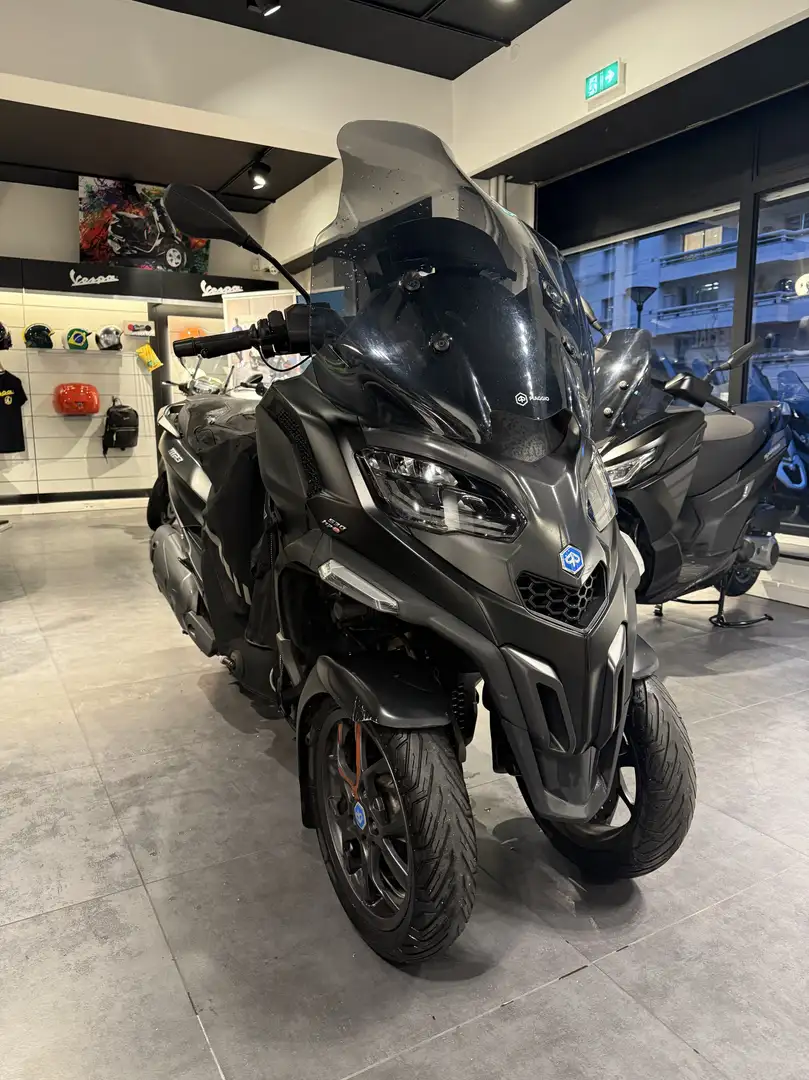 Piaggio MP3 530 Noir - 1