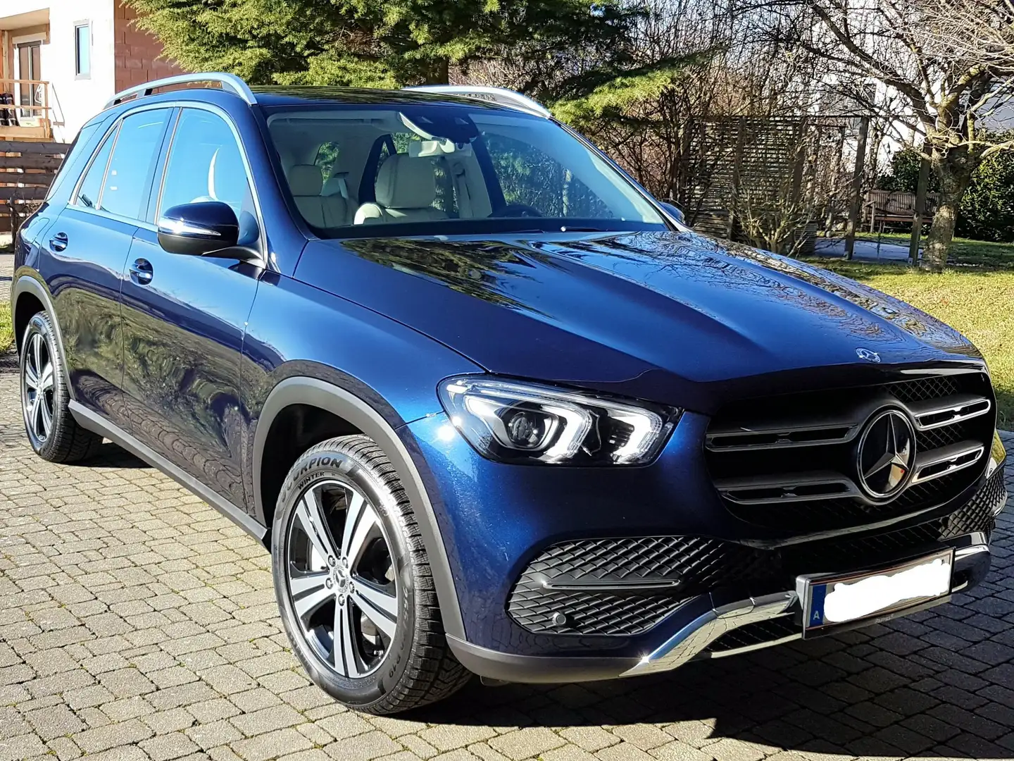 Mercedes-Benz GLE 300 GLE 300 d 4Matic Aut. Blau - 1