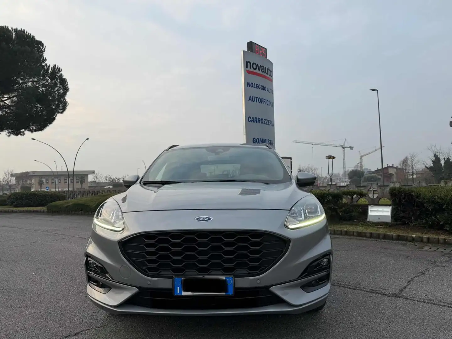 Ford Kuga 1.5 EcoBlue 120 CV 2WD ST-Line Grigio - 2