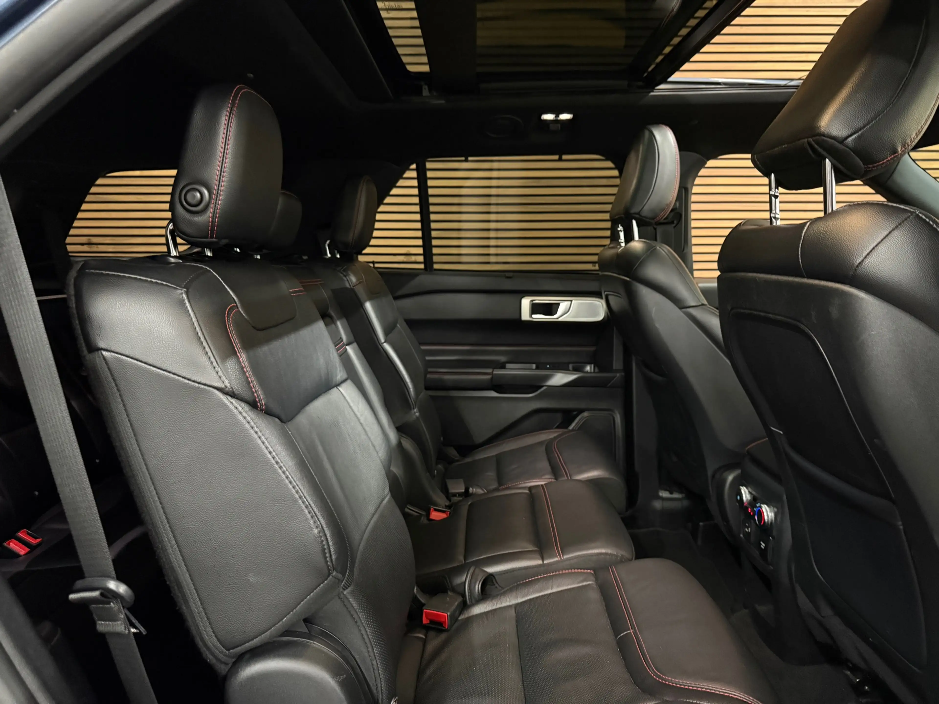 Ford Explorer 3.0 V6 PHEV ST-Line | 7p. | Black Style | Vol! | P — photo 7