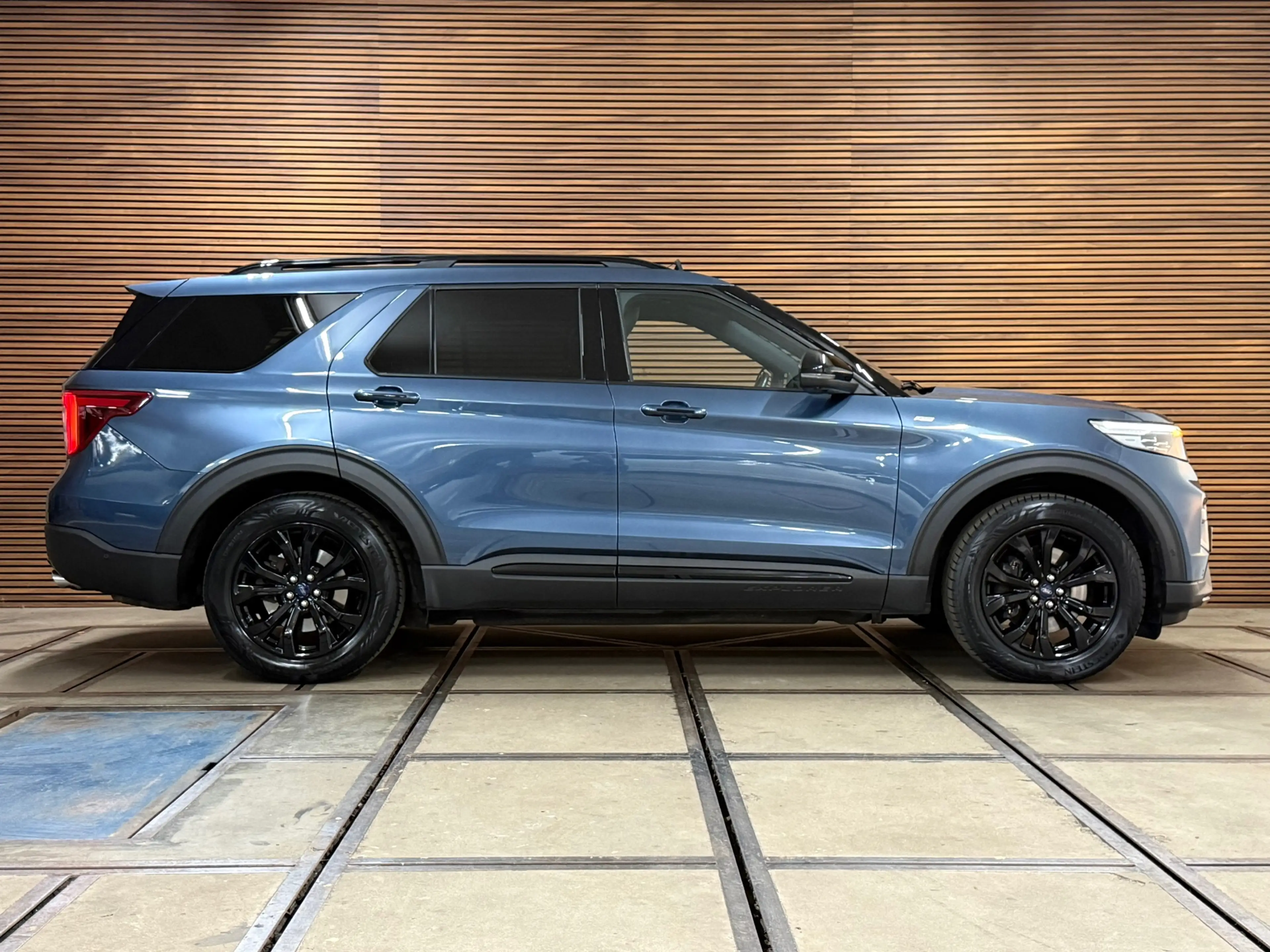 Ford Explorer 3.0 V6 PHEV ST-Line | 7p. | Black Style | Vol! | P — photo 3