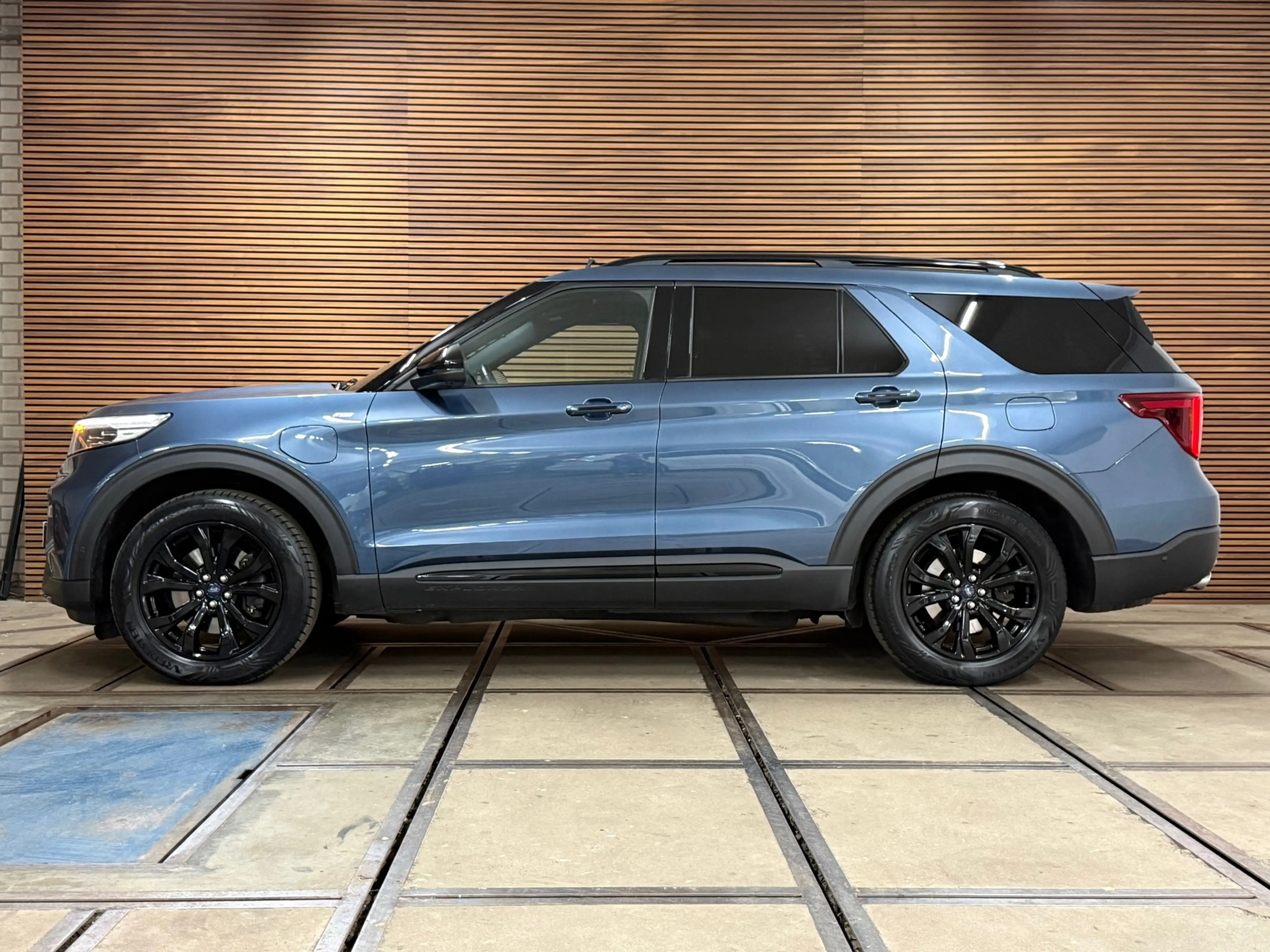 Ford Explorer 3.0 V6 PHEV ST-Line | 7p. | Black Style | Vol! | P — photo 10