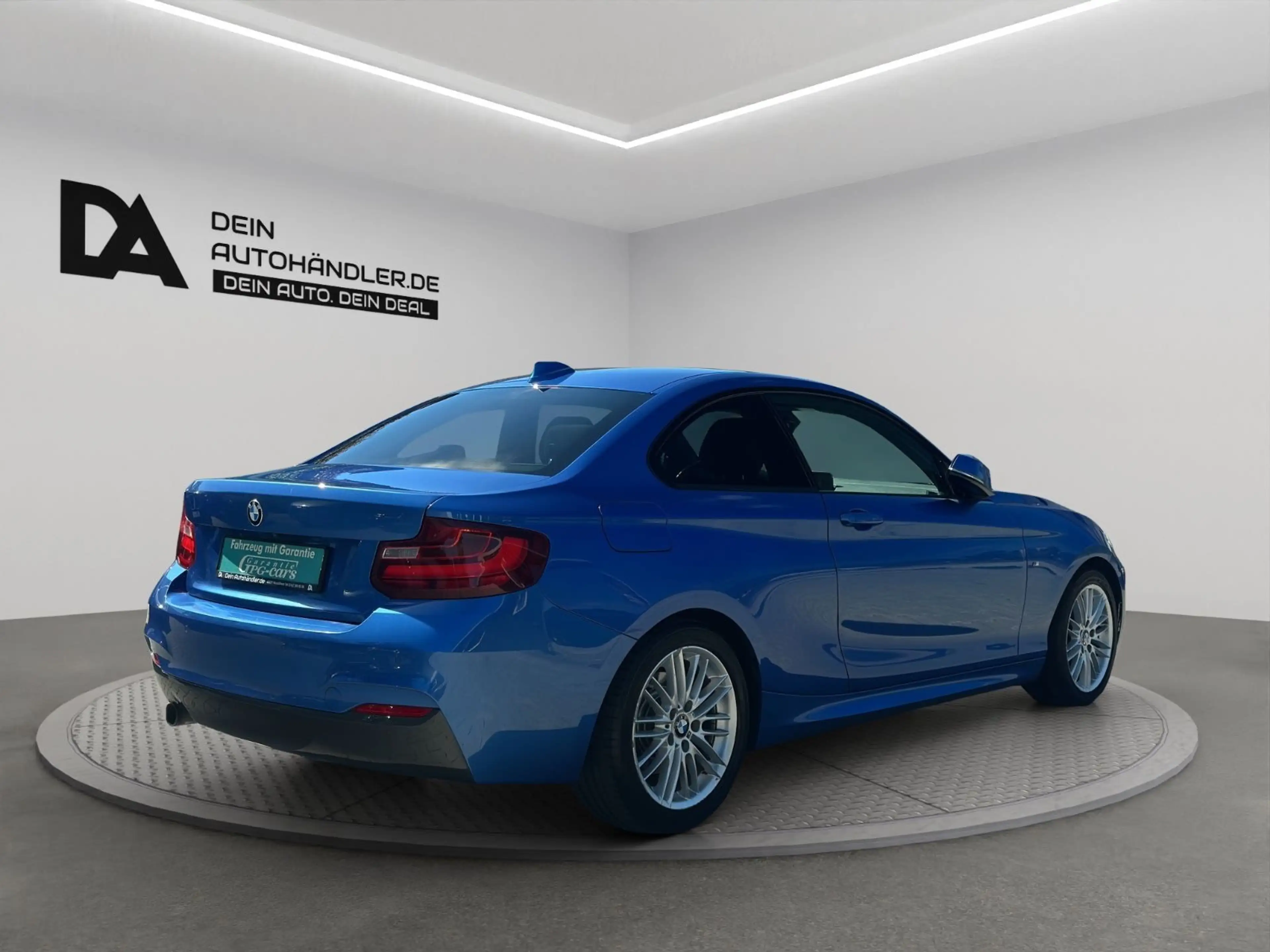 BMW 220 i Coupe*M SPORT*KAMERA*1.HAND* — photo 6