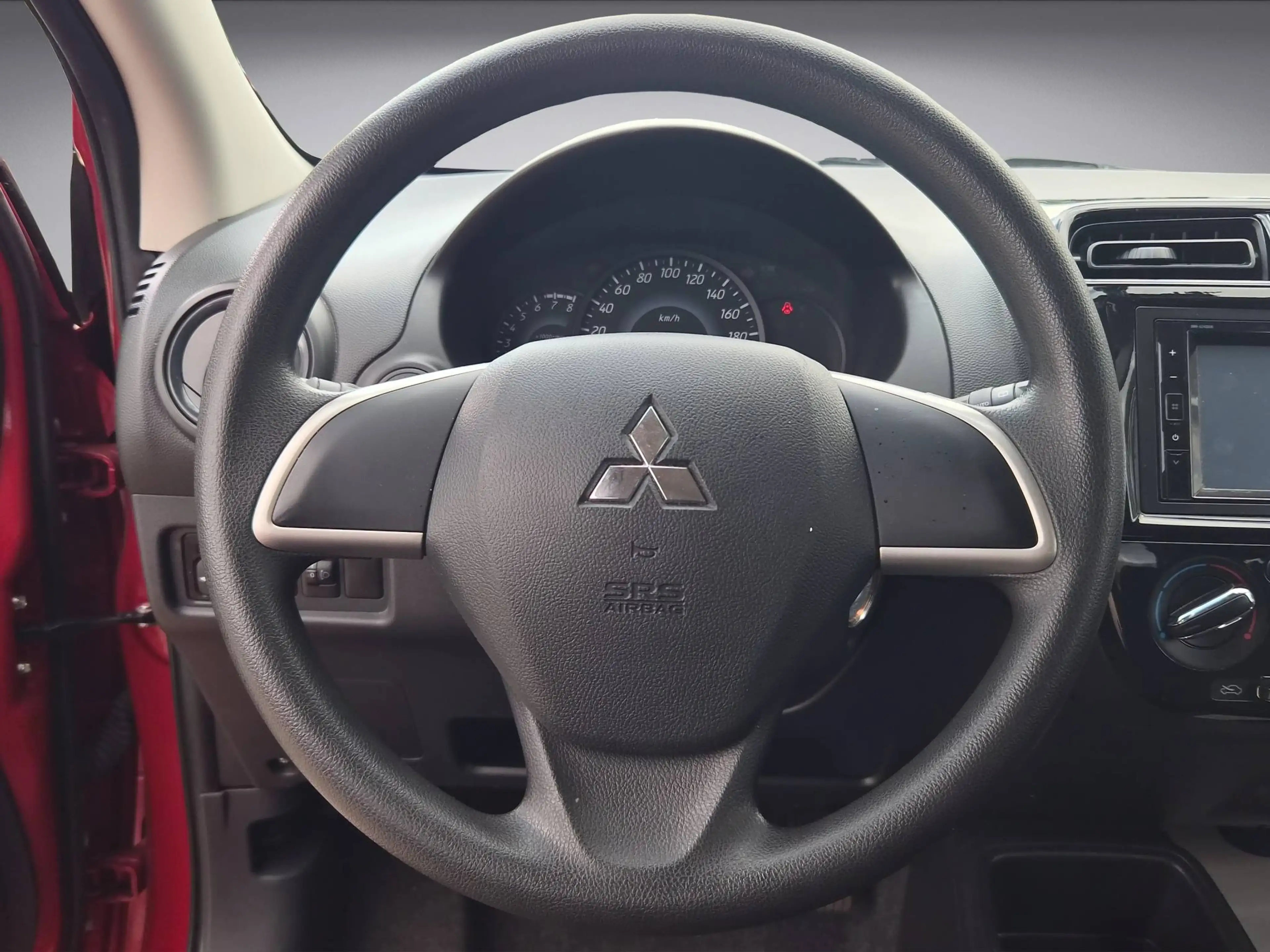 Mitsubishi Space Star Select — photo 13