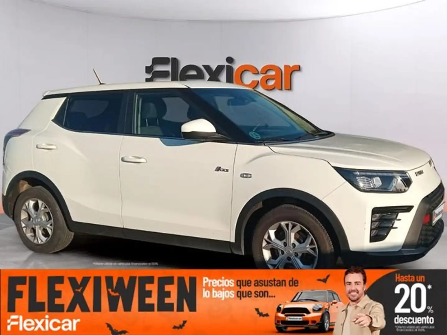 SsangYong Tivoli G15 Limited 4x2 Aut. Blanco - 1
