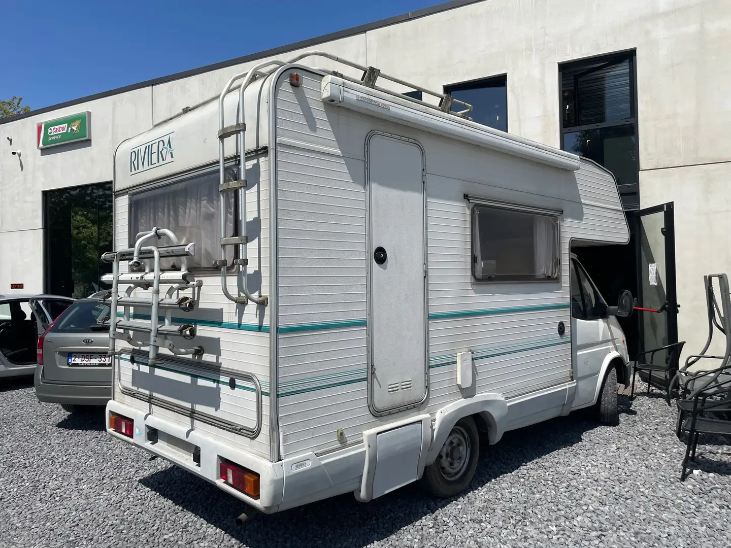 Ford Transit Campingcar // Douche, toilette // Place pour 3 per Blanc - 1