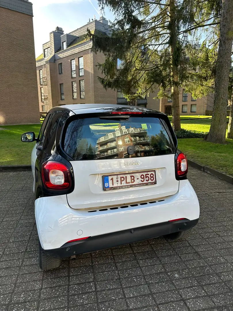 smart forTwo coupe Wit - 2