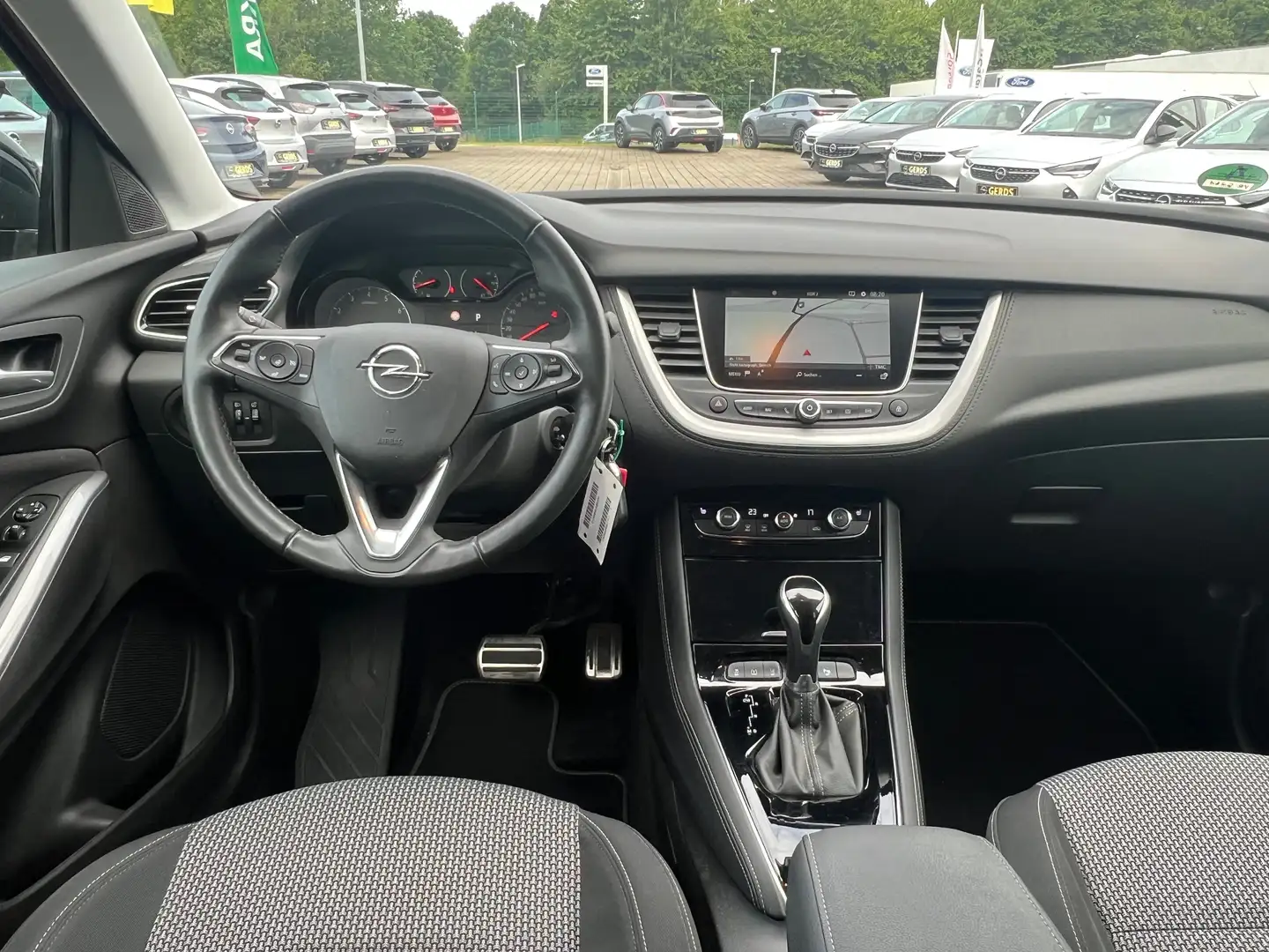 Opel Grandland X 1.2 Start/Stop Automatik 120 Jahre Rot - 2