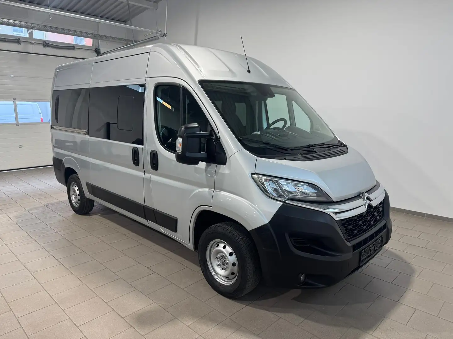 Citroen Jumper ,Kombi(8-Si.),L2H2,Klima,Navi,PDC Silber - 1