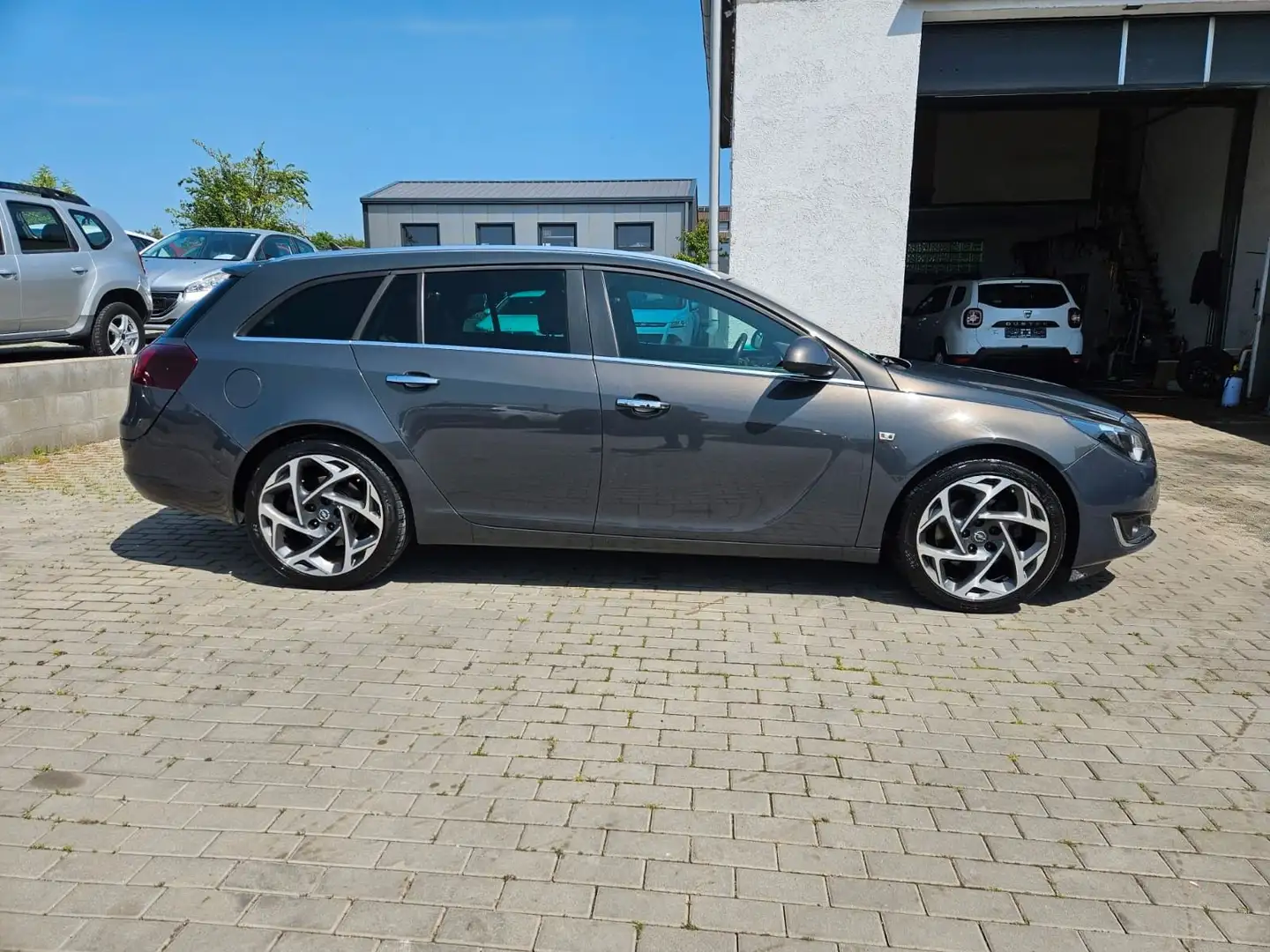 Opel Insignia A Sports Tourer Sport Grey - 2