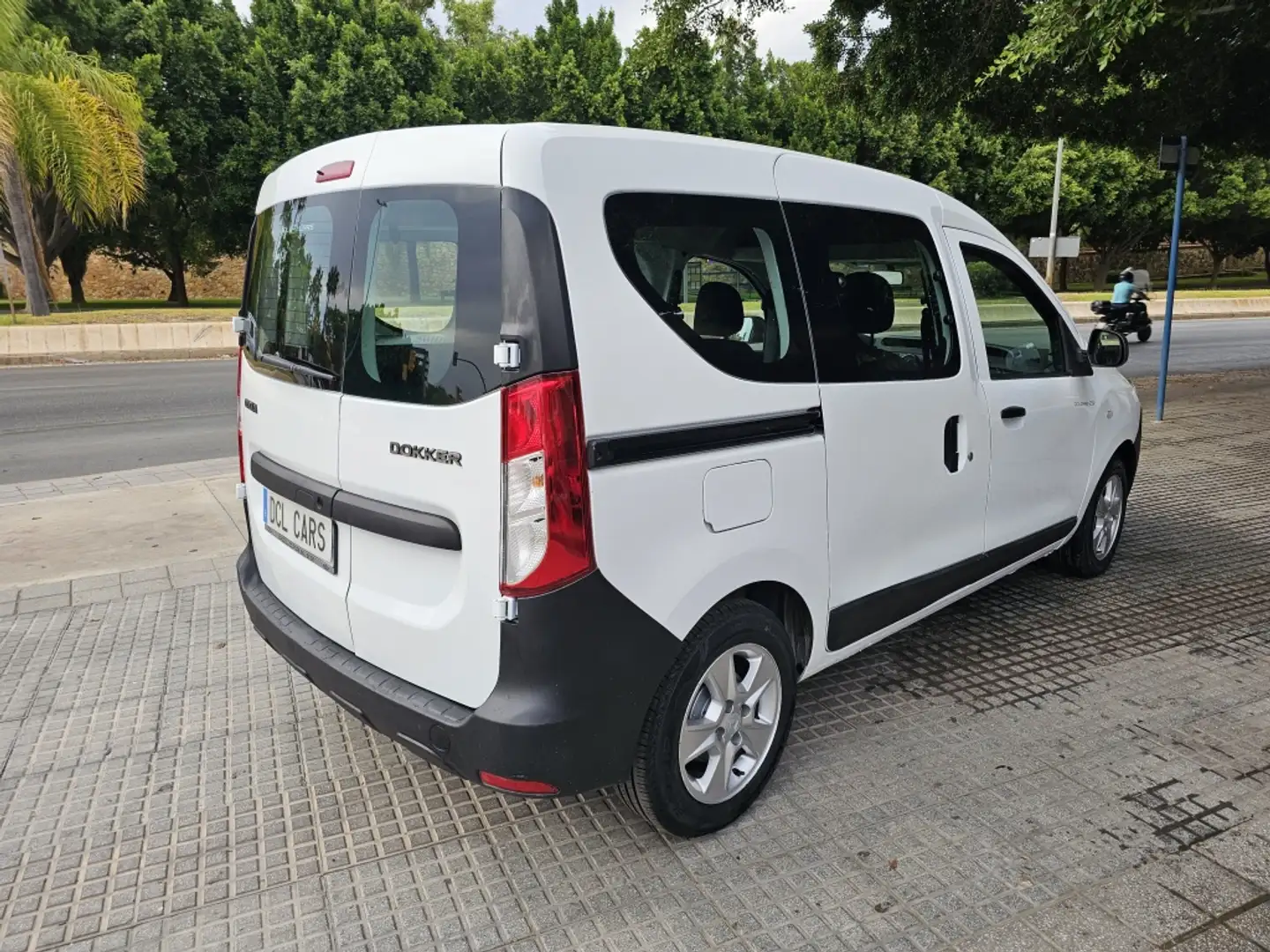 Dacia Dokker 1.5Blue dCi Essential 70kW Blanc - 2