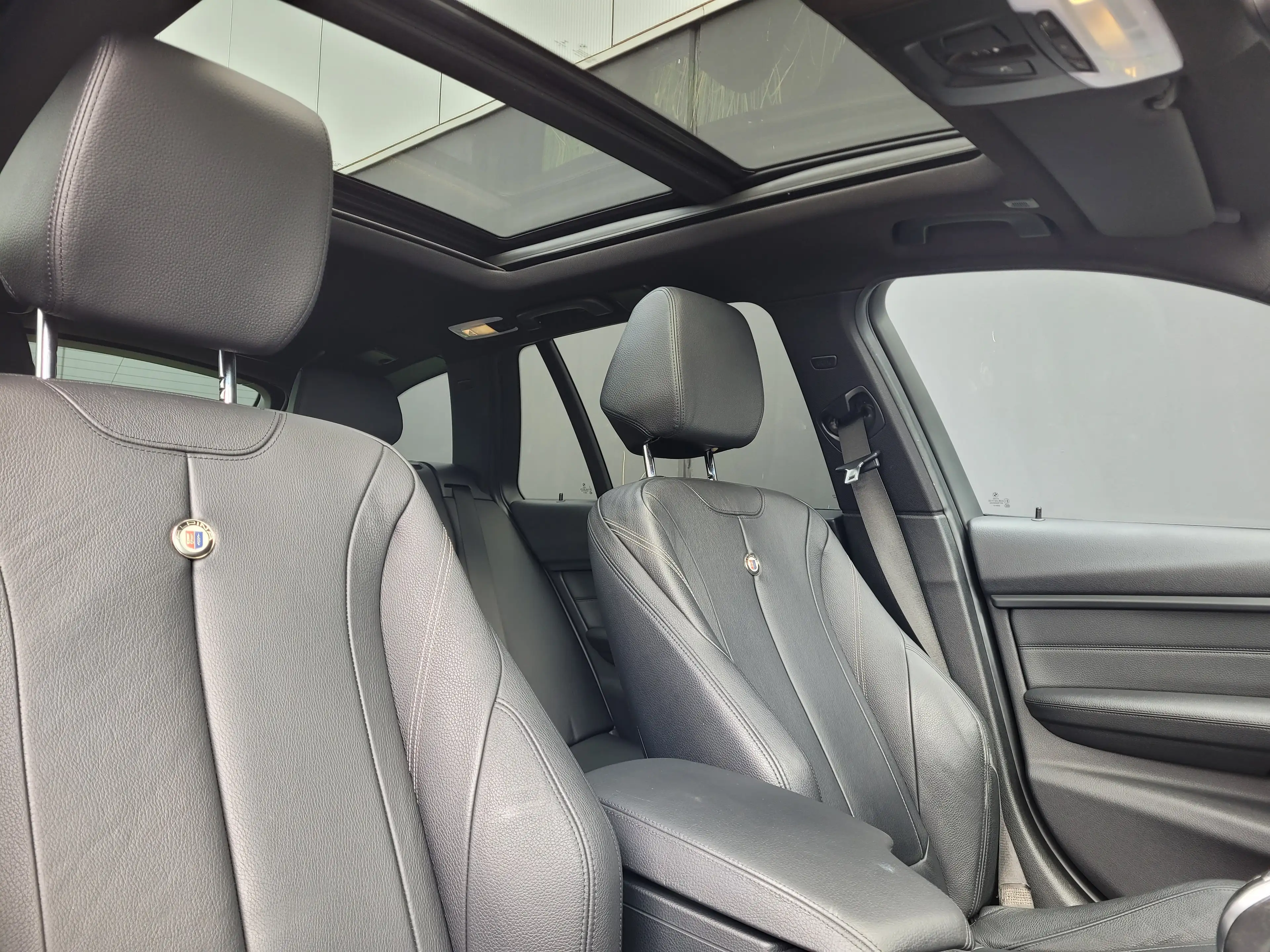 Alpina D3 Touring Biturbo Switch-Tronic*HK*PANO DAK*MEMORY* — photo 15
