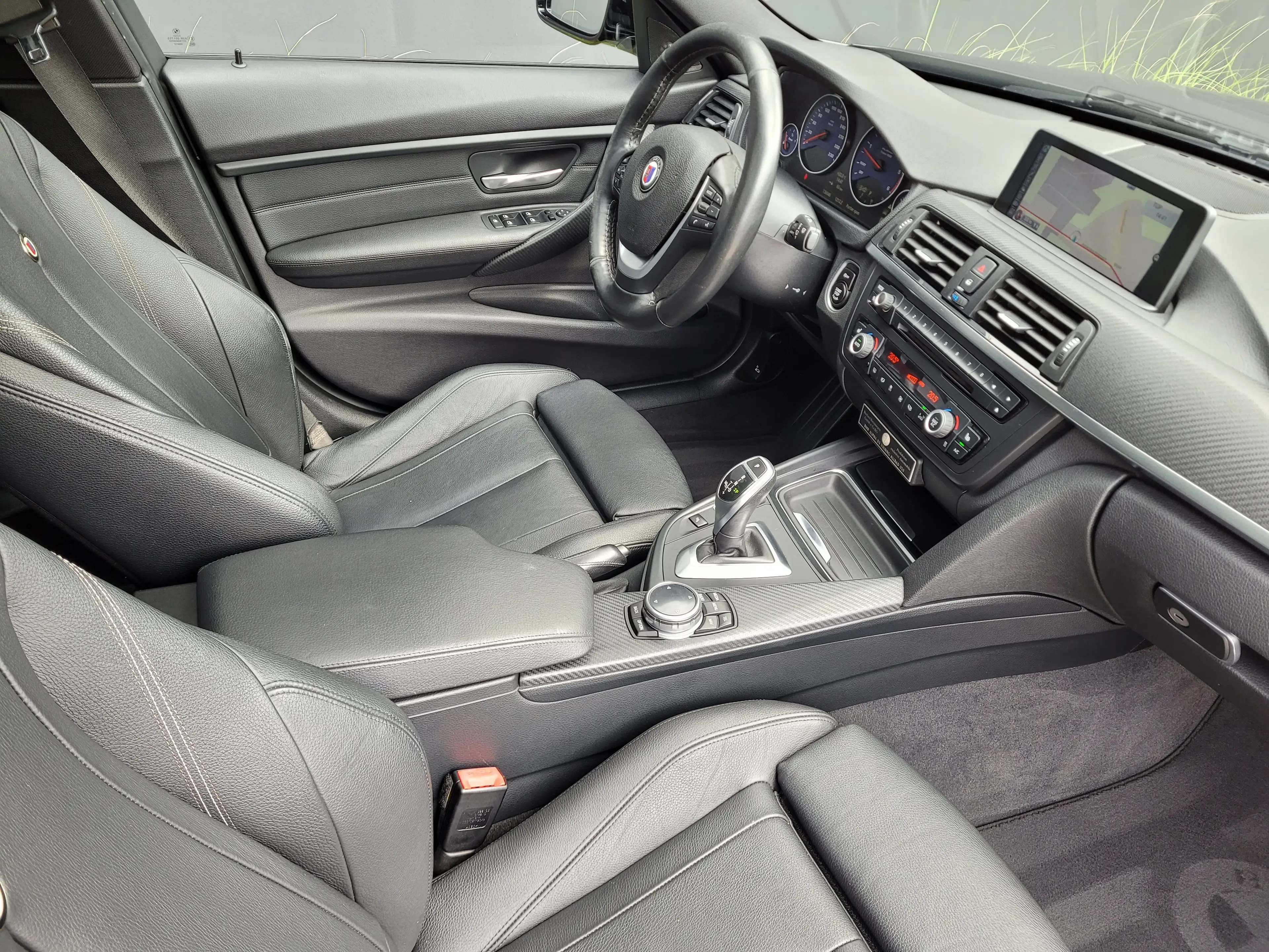 Alpina D3 Touring Biturbo Switch-Tronic*HK*PANO DAK*MEMORY* — photo 11