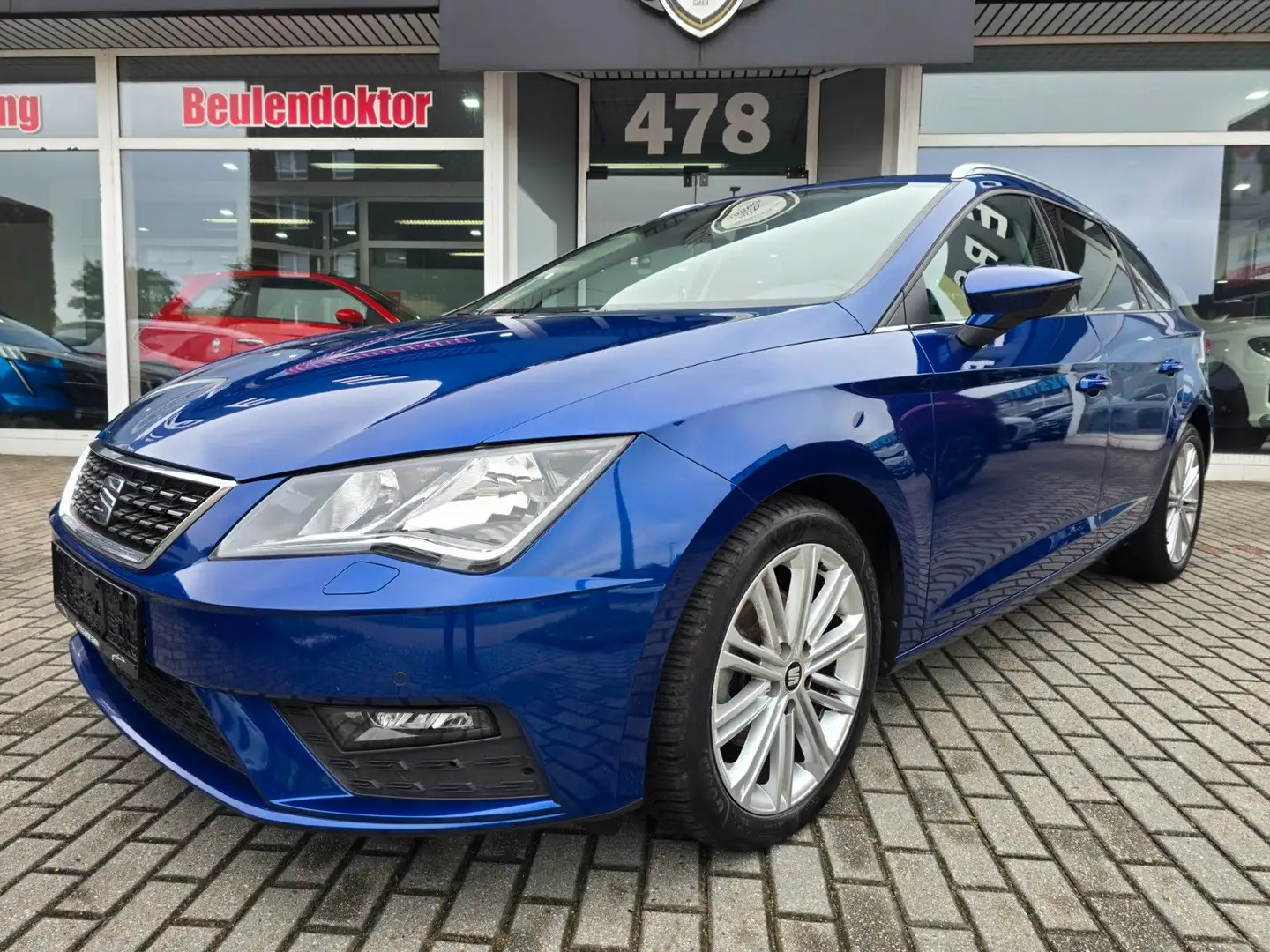 SEAT Leon ST Xcellence*Navi*Full-Link*DAB* Blau - 2