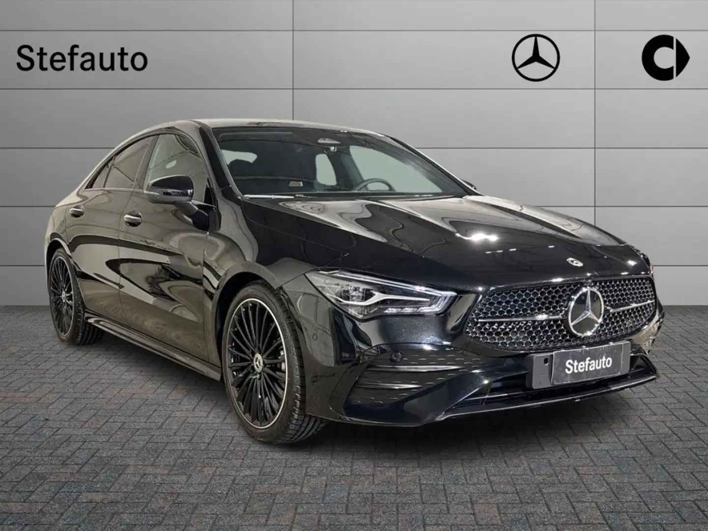 Mercedes-Benz CLA 180 d Automatic AMG Line Advanced Plus Schwarz - 1