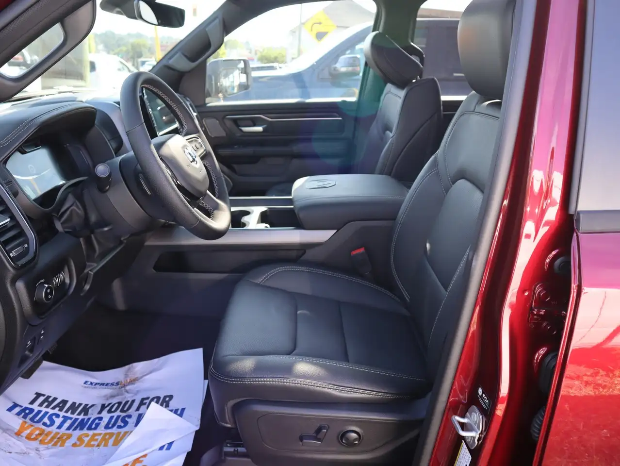 RAM 1500 снимка RAM 1500
