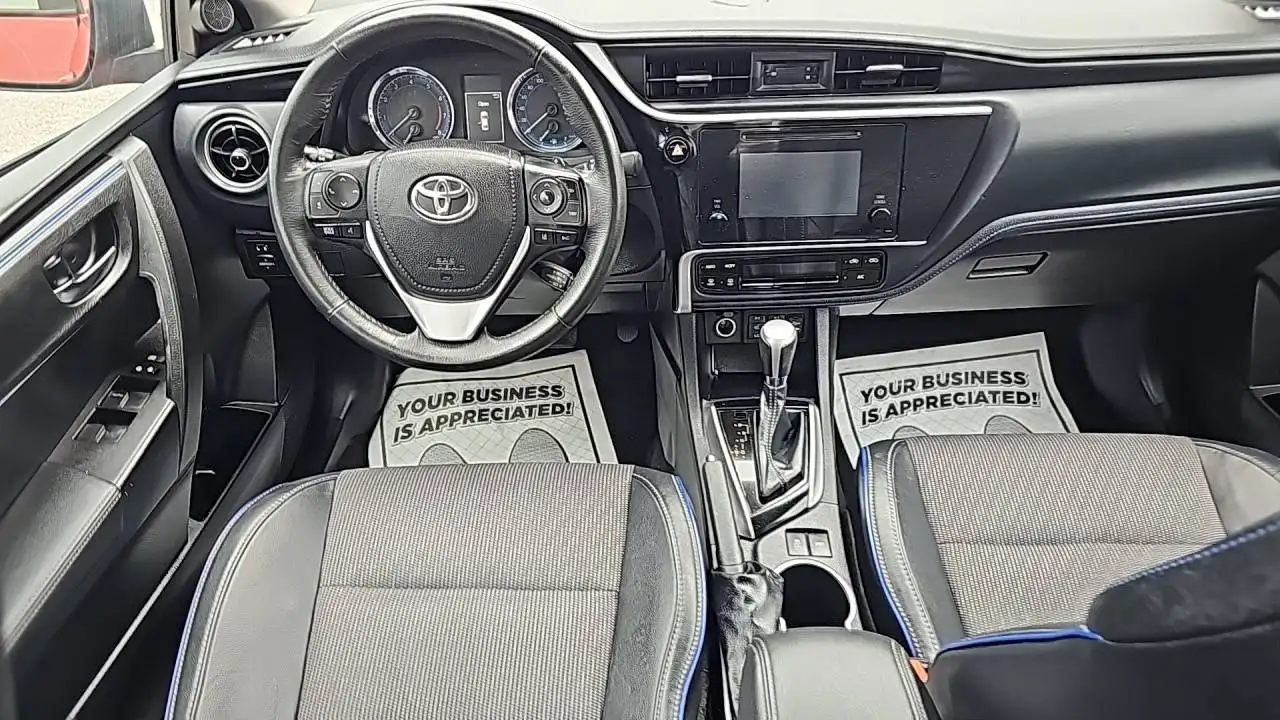 Toyota Corolla снимка Toyota Corolla