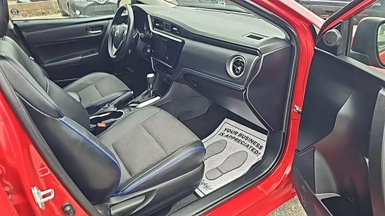 Toyota Corolla снимка Toyota Corolla