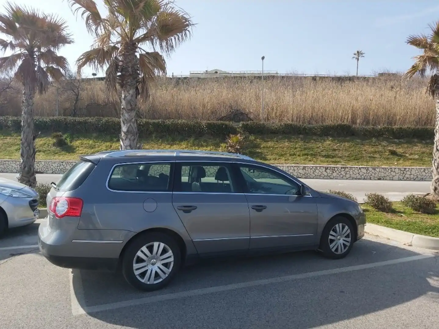 Volkswagen Passat Variant 2.0 tdi Highline 4motion Grigio - 2