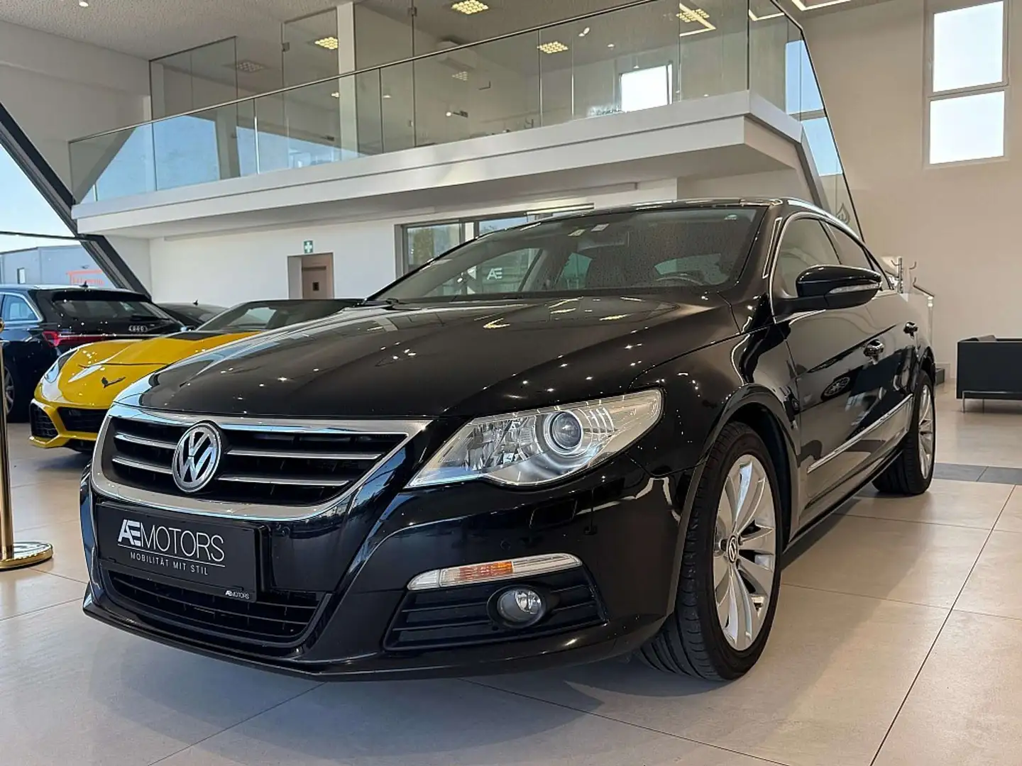 Volkswagen Passat CC 2,0 TDI DPF DSG //AUTOBAHN-KM // TOP // KREDIT ... Schwarz - 1