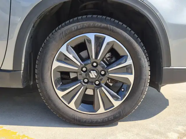 Suzuki Vitara view 13