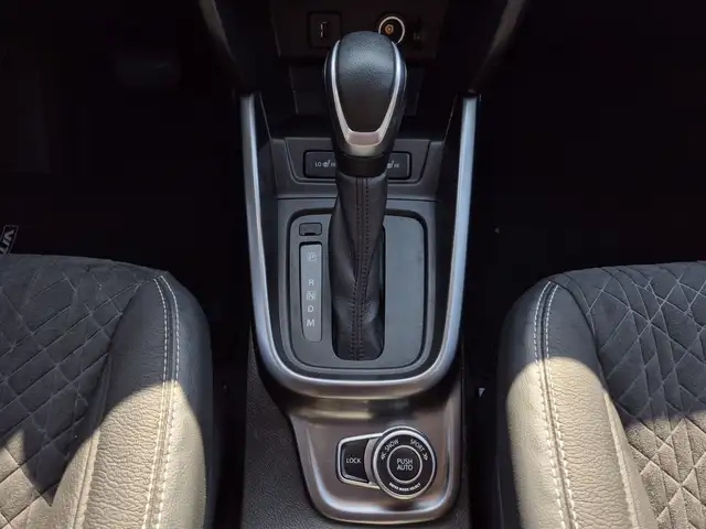 Suzuki Vitara view 10