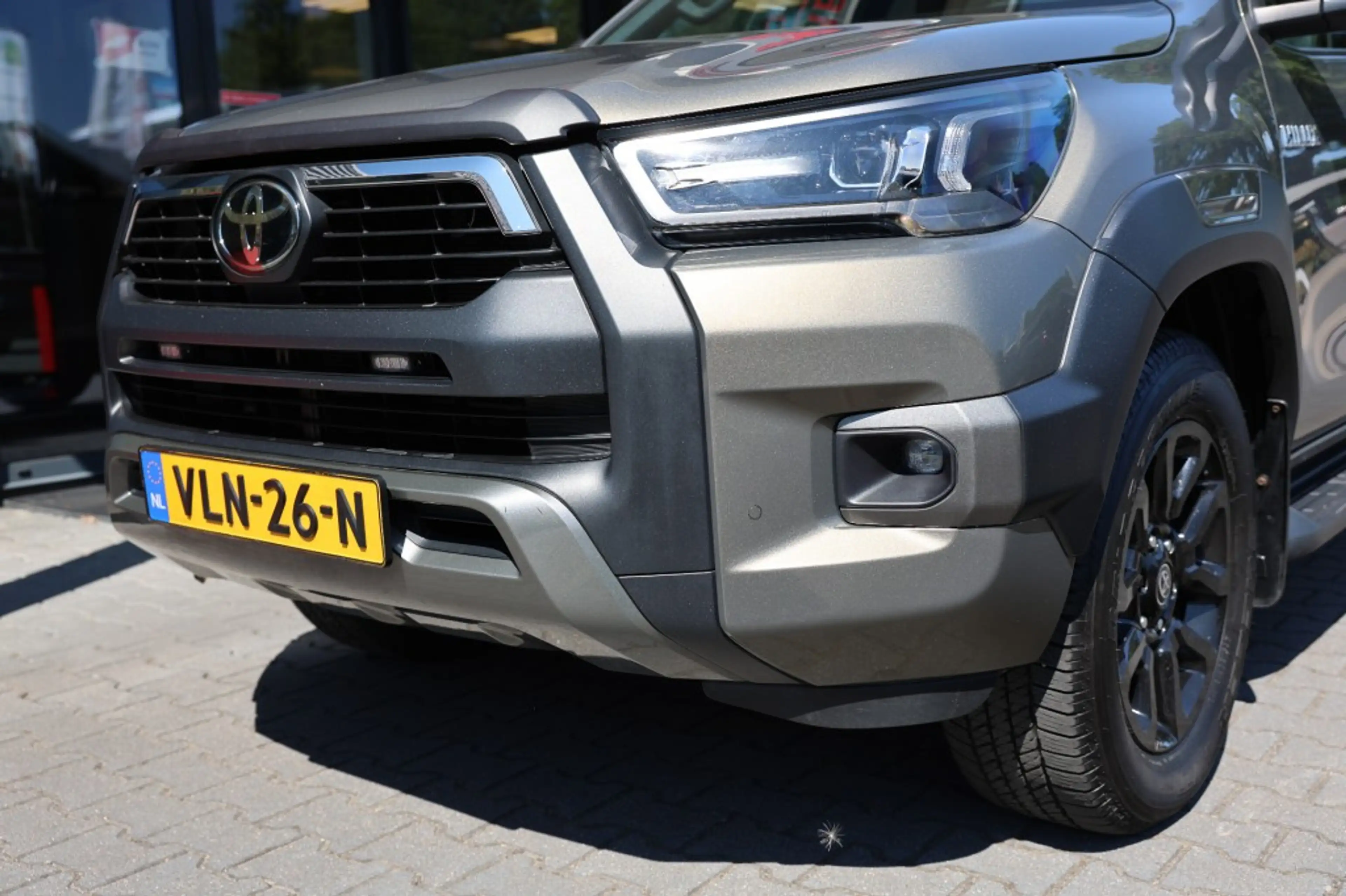 Toyota Hilux 2.8 D-4D X-TRA CAB INVINCIBLE A/T 4WD VAN — photo 24