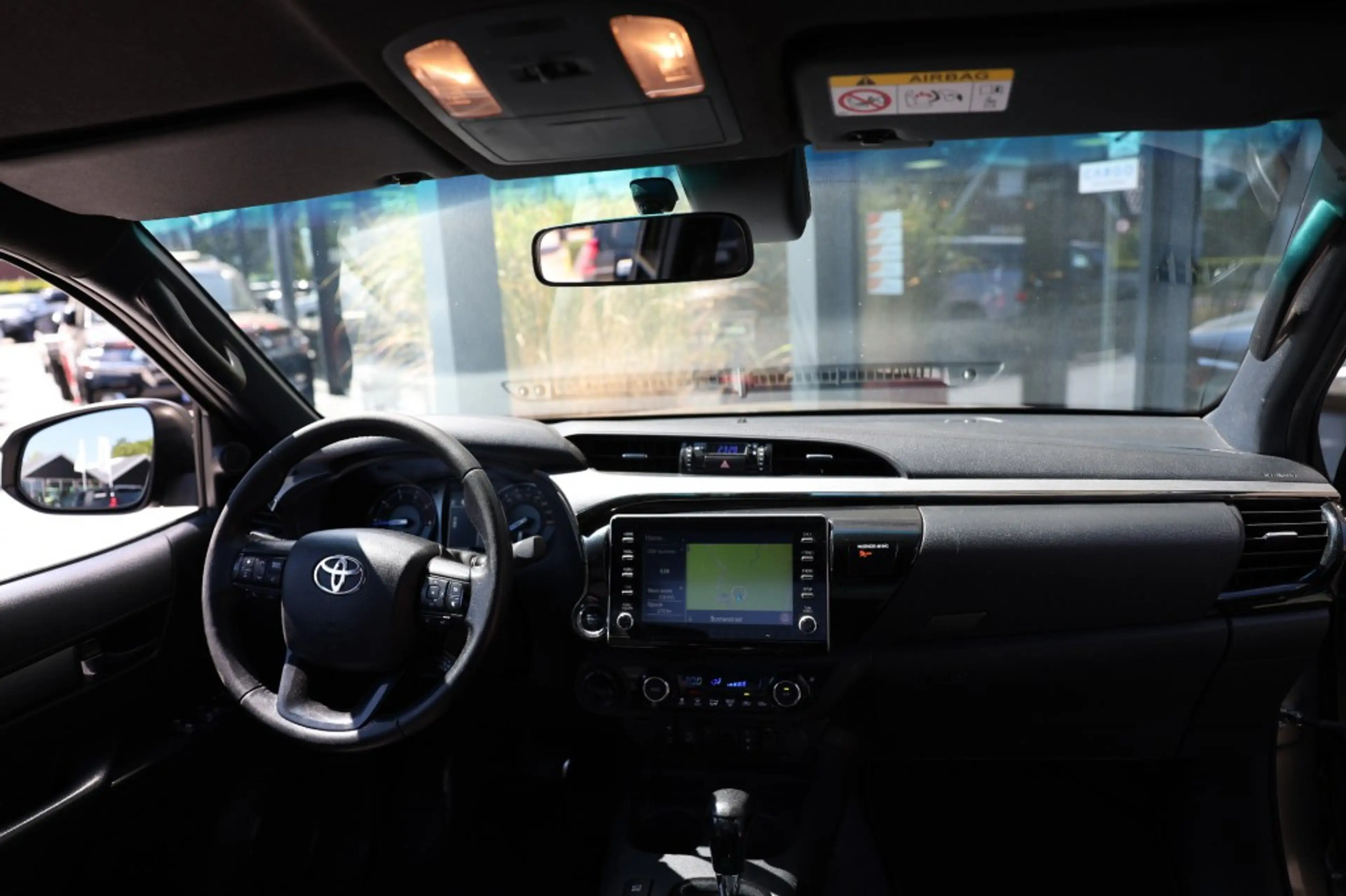Toyota Hilux 2.8 D-4D X-TRA CAB INVINCIBLE A/T 4WD VAN — photo 22